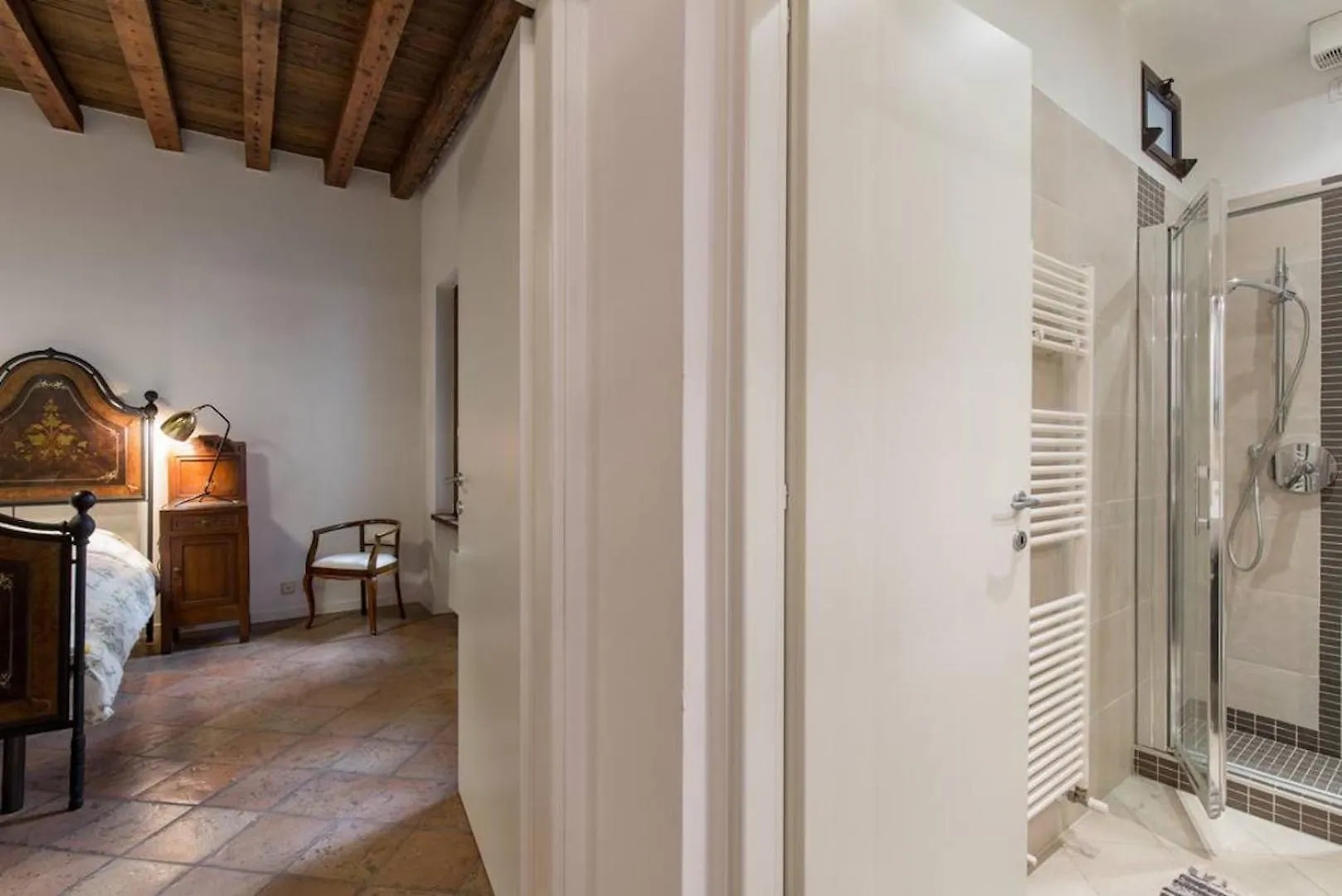 Ester44 Verona Italien